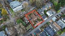 154-168 W 11th Avenue  Vancouver, BC V5Y 1S7