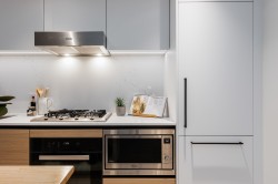 103-469 28th Avenue W Vancouver, BC V5Y 0P2