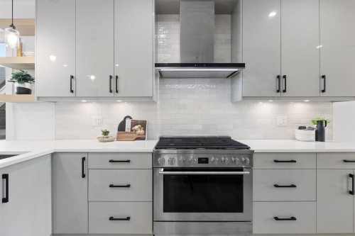 5304 Fraser Street, Vancouver, BC 