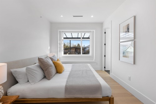 5304 Fraser Street, Vancouver, BC 