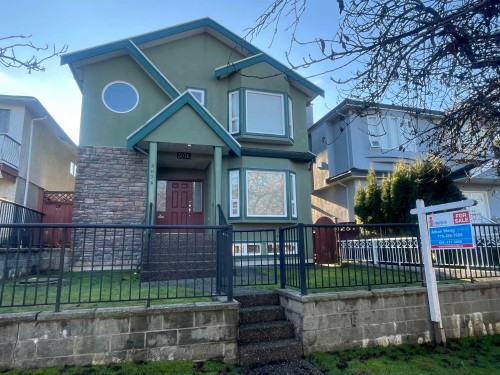 3076 27Th Avenue E, Vancouver, BC 