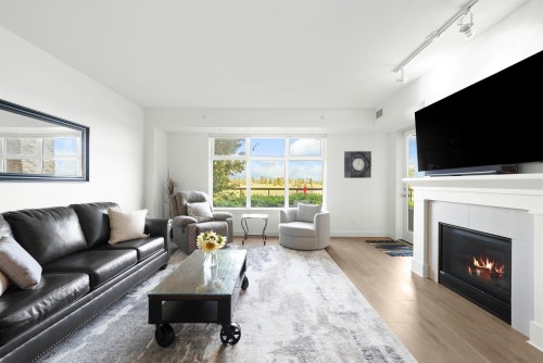 112-5011 Springs Boulevard, Delta, BC 