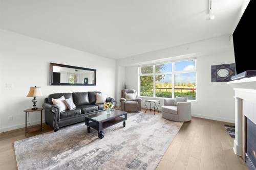 112-5011 Springs Boulevard, Delta, BC 