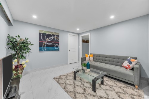 1362 60Th Avenue E, Vancouver, BC 