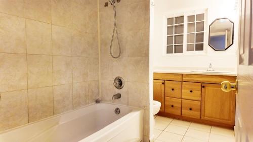 5872 Culloden Street, Vancouver, BC 