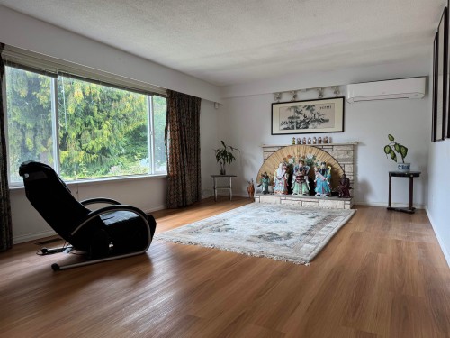 5872 Culloden Street, Vancouver, BC 