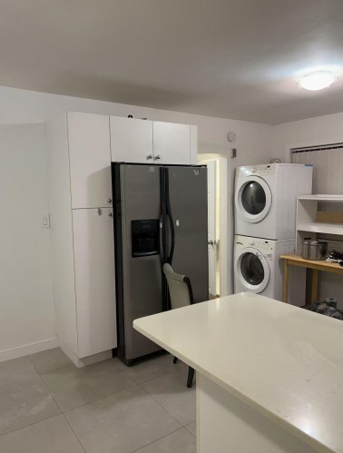 3161 15Th Avenue E, Vancouver, BC 