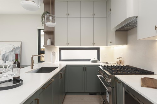 1-476 20Th Avenue E, Vancouver, BC 