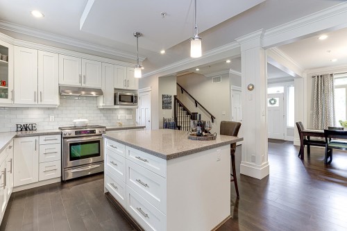 3968 Robin Place, Port Coquitlam, BC 