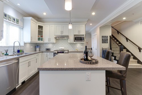 3968 Robin Place, Port Coquitlam, BC 