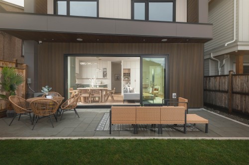 2-476 20Th Avenue E, Vancouver, BC 