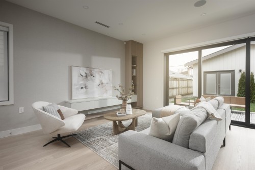 2-476 20Th Avenue E, Vancouver, BC 