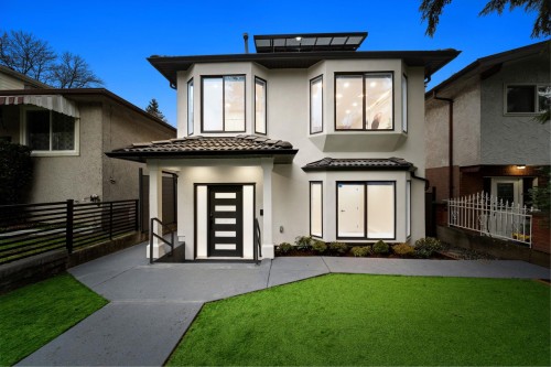 1115 33Rd Avenue E, Vancouver, BC 