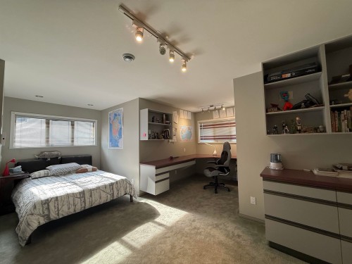 1136 Smith Avenue, Coquitlam, BC 