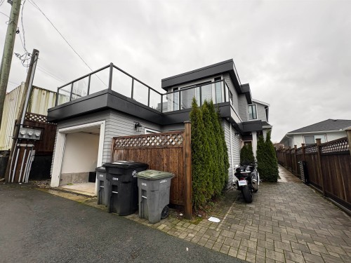 3429 Dundas Street, Vancouver, BC 