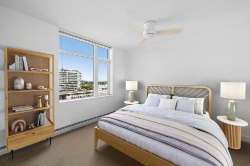 1302-158 13Th Street W, North Vancouver, BC 