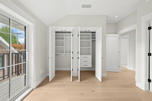 1458 45Th Avenue W, Vancouver, BC 