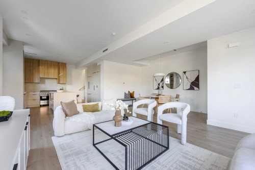 102-1132 Madore Avenue, Coquitlam, BC 