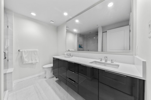 1001-3096 Windsor Gate, Coquitlam, BC 