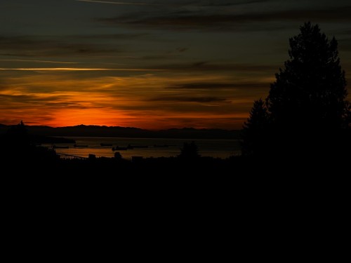 124 Carisbrooke Crescent, North Vancouver, BC 