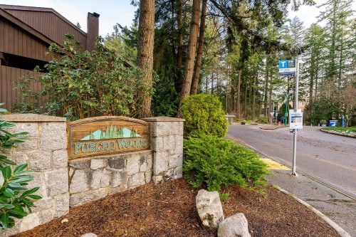 1976 Purcell Way  North Vancouver, BC V7J 3K3