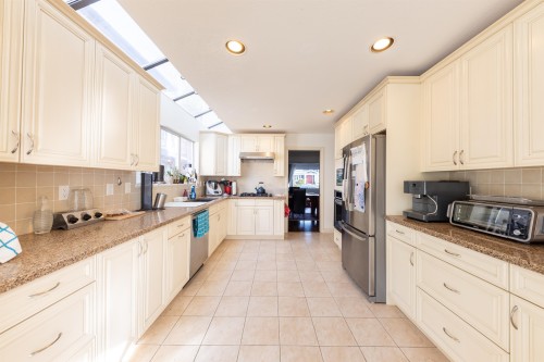 3982 29Th Avenue W, Vancouver, BC 