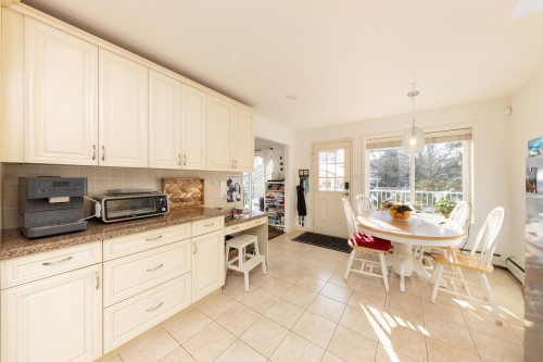 3982 29Th Avenue W, Vancouver, BC 