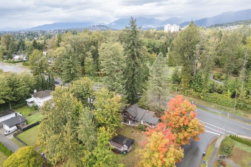 7492 Broadway, Burnaby, BC 