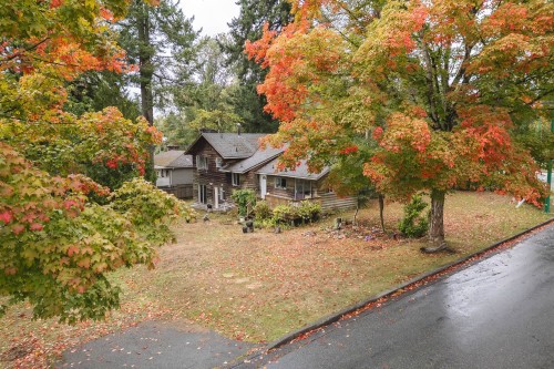 7492 Broadway, Burnaby, BC 