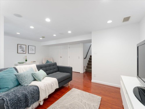 402 Cardiff Way, Port Moody, BC 