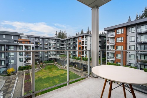 422-3596 Malsum Drive, North Vancouver, BC 