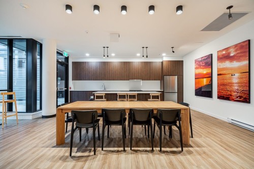 422-3596 Malsum Drive, North Vancouver, BC 