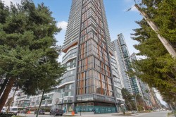 2603-6511 Sussex Avenue  Burnaby, BC V5H 3C5