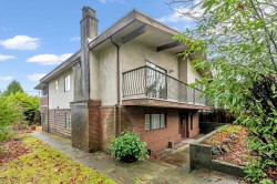 3550 Boundary Road  Burnaby, BC V5M 4A6