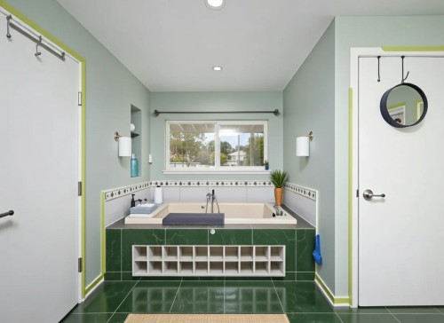 1609 Bewicke Avenue, North Vancouver, BC 