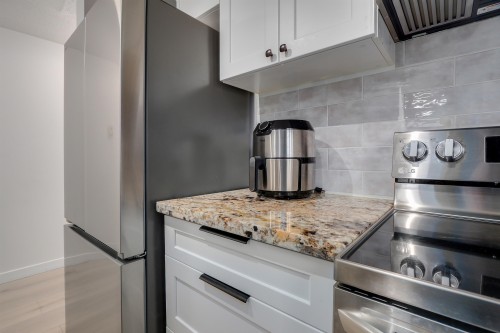 810-1268 Broadway W, Vancouver, BC 