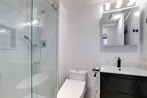 810-1268 Broadway W, Vancouver, BC 