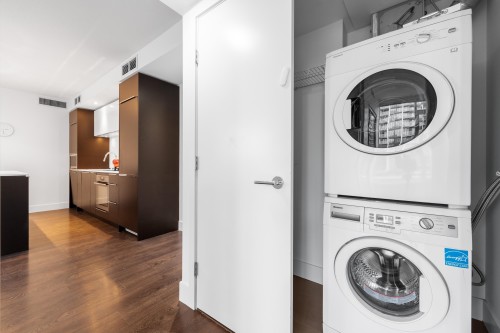 621-5233 Gilbert Road, Richmond, BC 