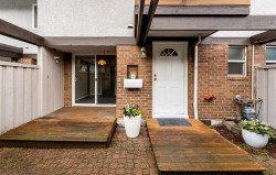 15-3046 Coast Meridian Road  Port Coquitlam, BC V3B 5B6