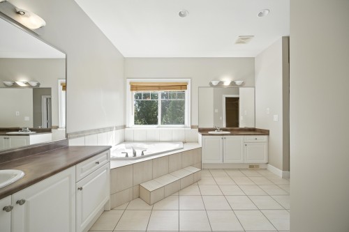 3252 Camelback Lane, Coquitlam, BC 