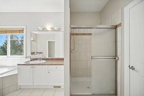 3252 Camelback Lane, Coquitlam, BC 