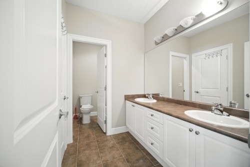 3252 Camelback Lane, Coquitlam, BC 