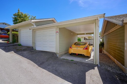 562 Keith Road W, North Vancouver, BC 