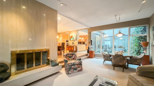 326 Greensboro Place, Vancouver, BC 