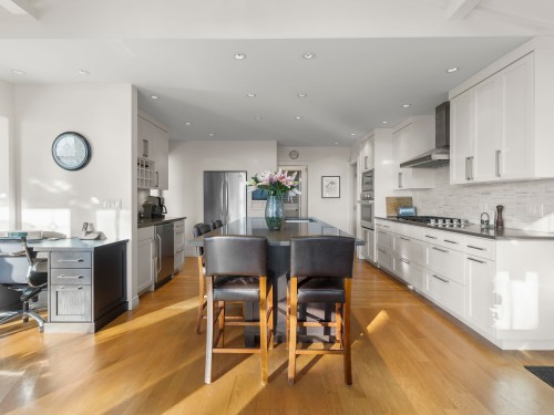 3862 38Th Avenue W, Vancouver, BC 