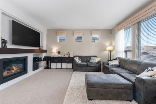 3382 Darwin Avenue, Coquitlam, BC 