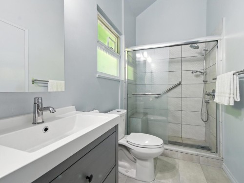 6710 Radisson Street, Vancouver, BC 