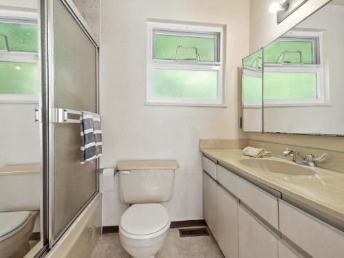 6710 Radisson Street, Vancouver, BC 