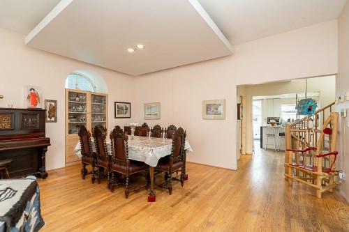 2443 47Th Avenue W, Vancouver, BC 