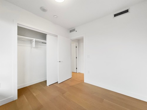 9Xx-5766 Gilbert Road, Richmond, BC 